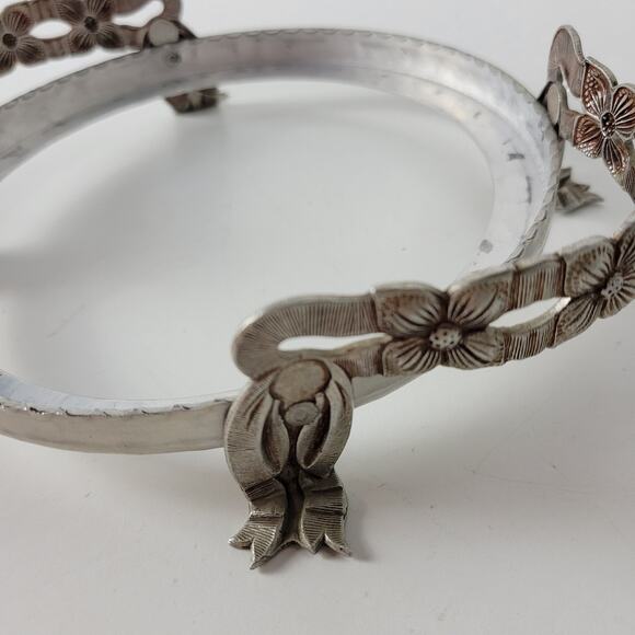 Vintage Rodney Kent Divided Glass Dish Hand Wrought Aluminum Floral Tulip Cover - Picture 6 of 16